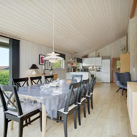 3 Bedroom Awesome In Farso