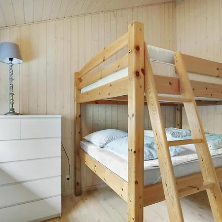 3 Bedroom Awesome In Farso Tatil Evi Hvalpsund